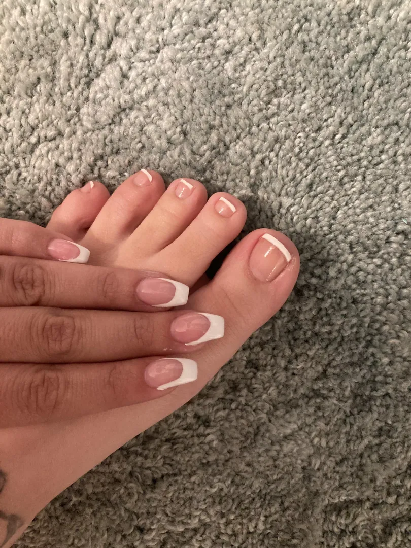 Fresh toes