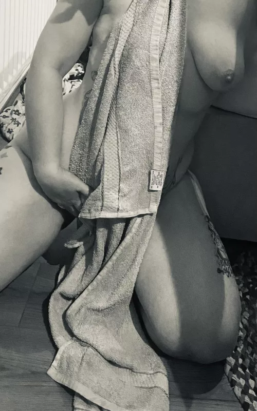 Friday peek….💋