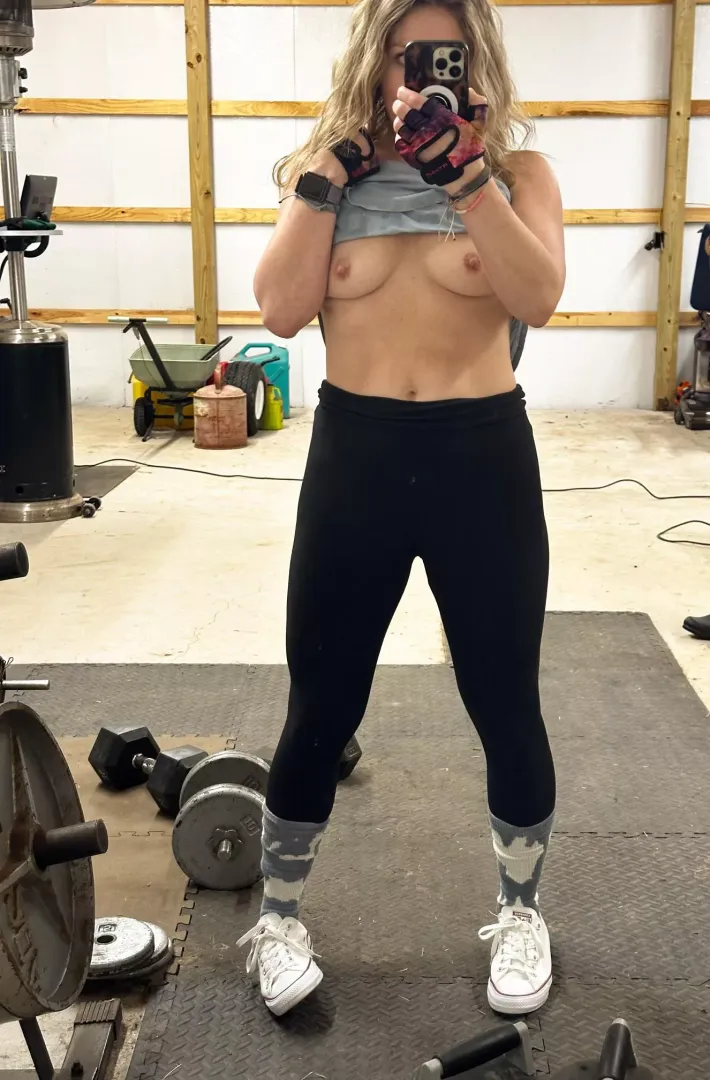 Fridays workouts tend to get naughty ;) [F]