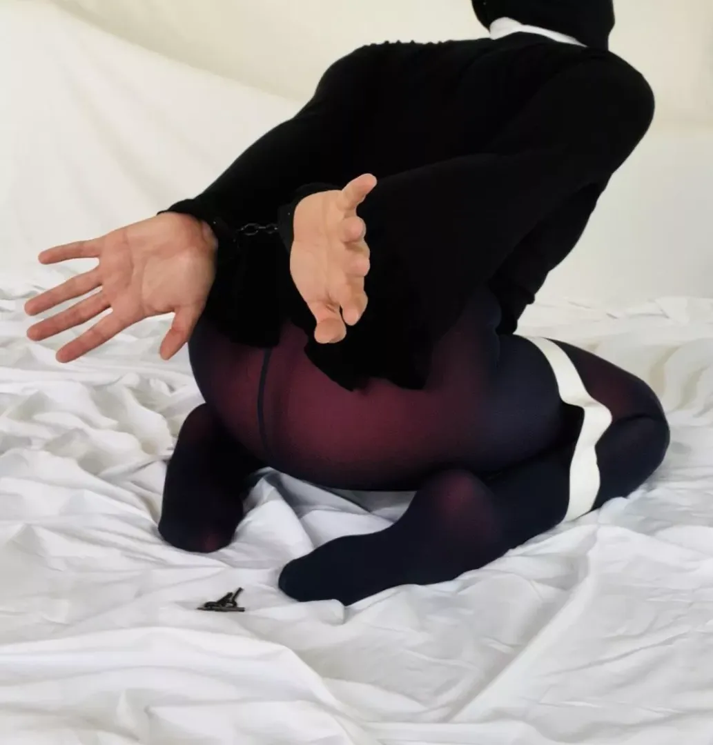 Frogtie and cuffs