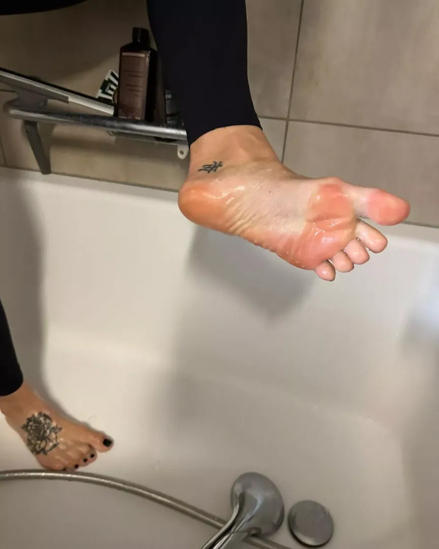 From dirty to clean: a transformation for the soles