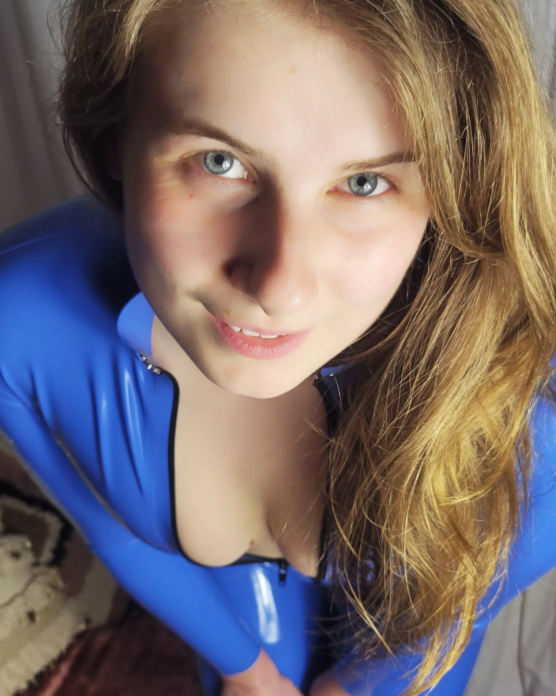 From now on I will be buying latex to match my eyes 💙