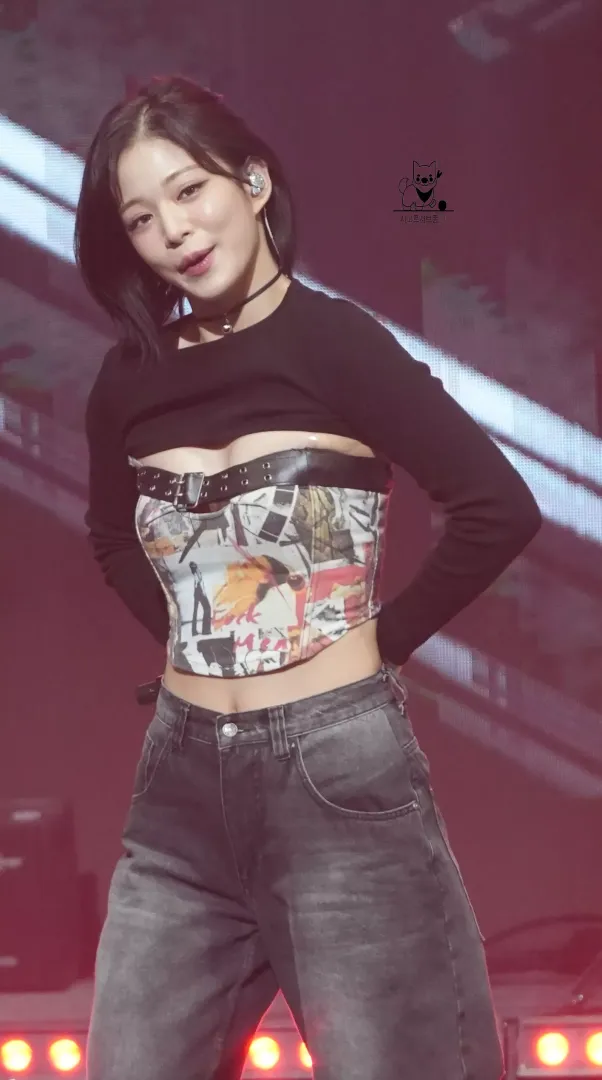 fromis_9 - Lee Chaeyoung