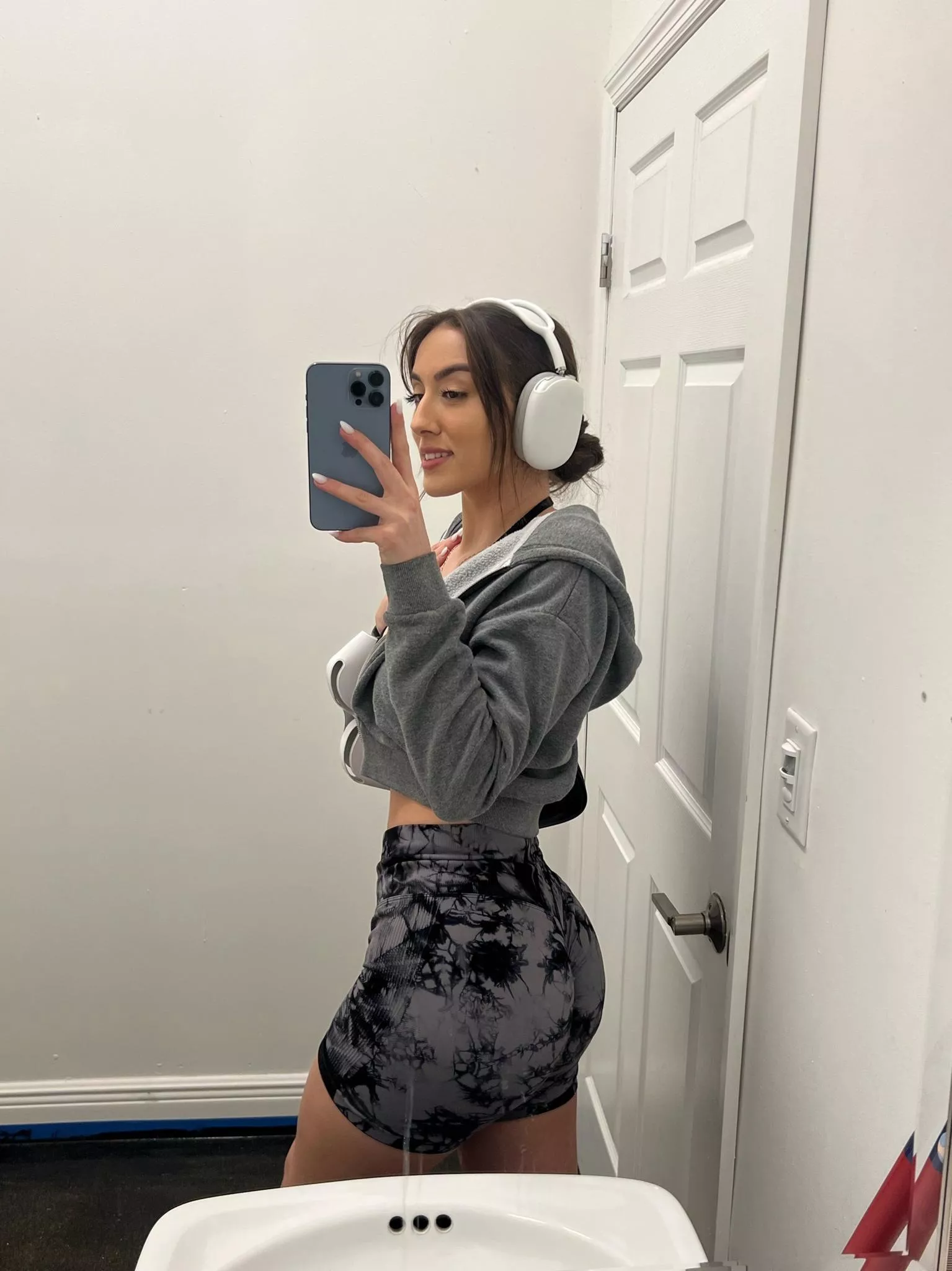 Front or back – which angle captures your attention better?