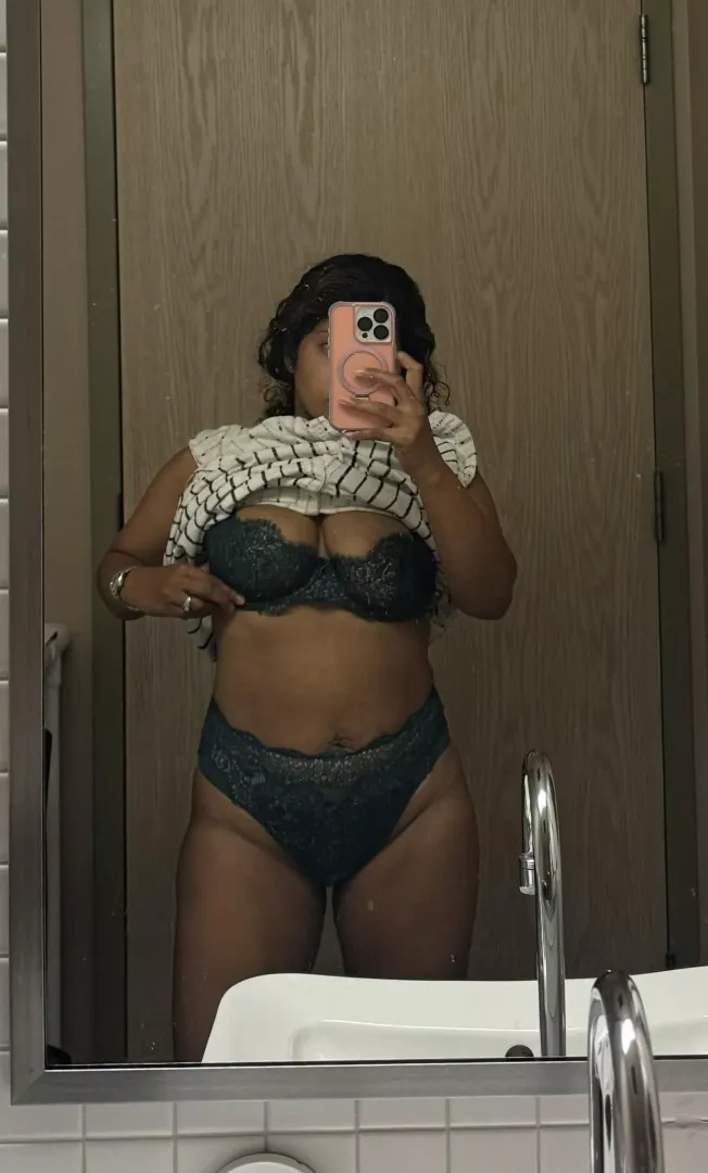 Fuck my wi(f)e 36m/33f Naperville 