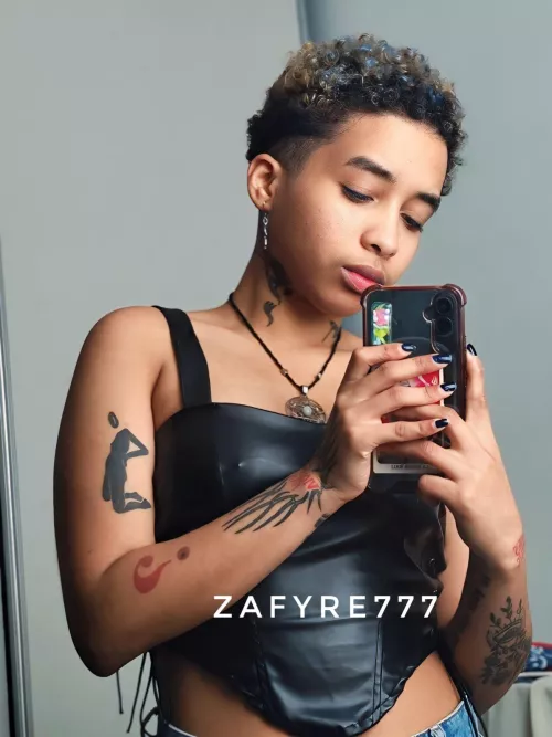 Fuckin loving being such a twink boi! 