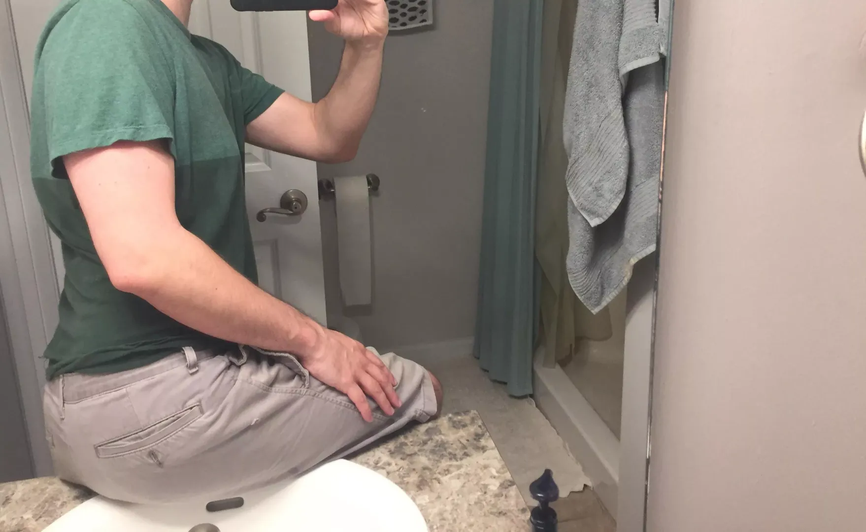 Full reveal on my profile 😜 taking fwb applications