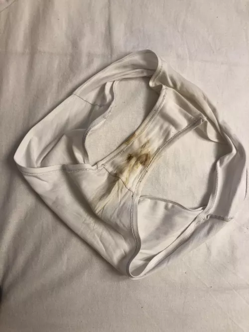 Fully natural 3 day wear - skid, sweat, a little bit of pee