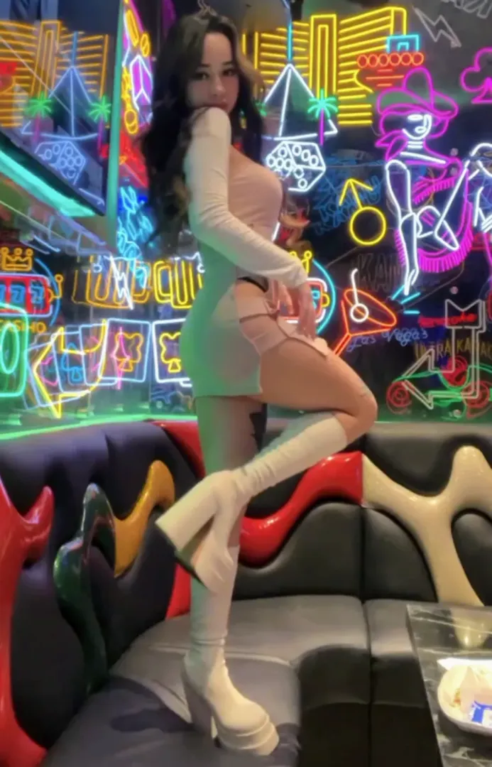 Fun-sized Asian