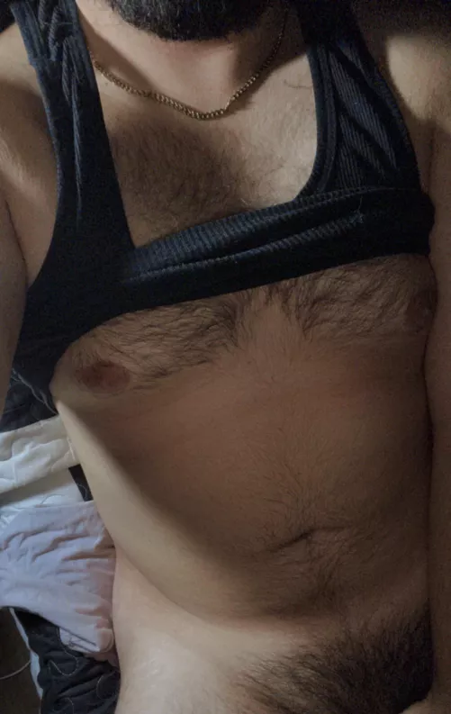 fur coming in thick ;)