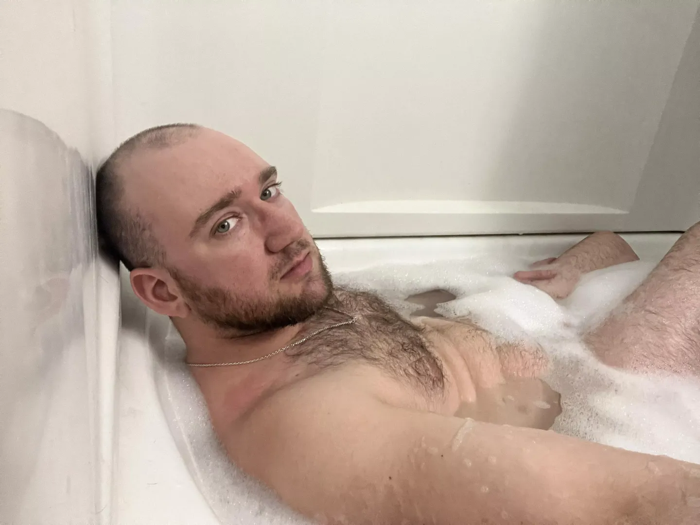 Fuzzy weekend bath vibes