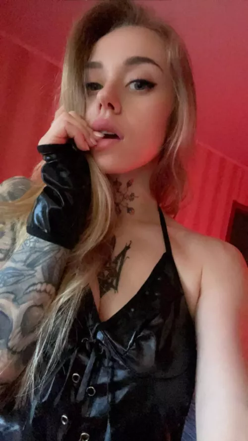 Gag me, spank me, or tie me up [f]