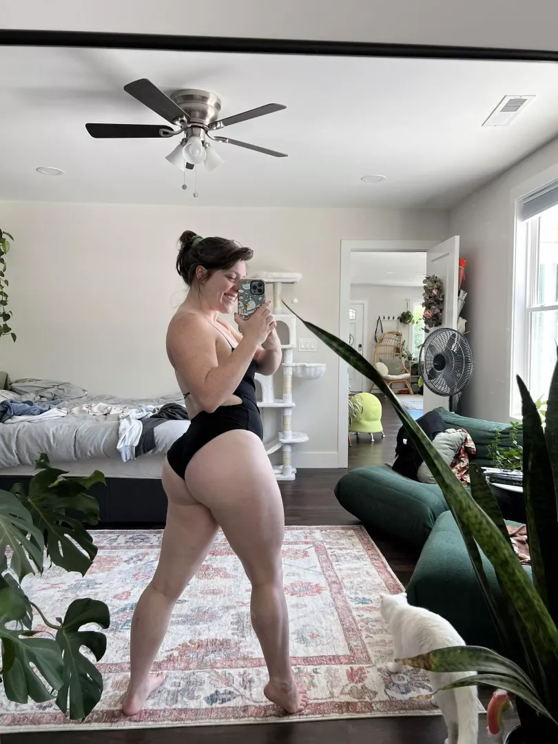 Gains in a new suit [f]
