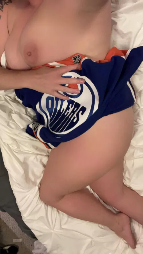 Game day!! Let’s [f]ucking go boys!