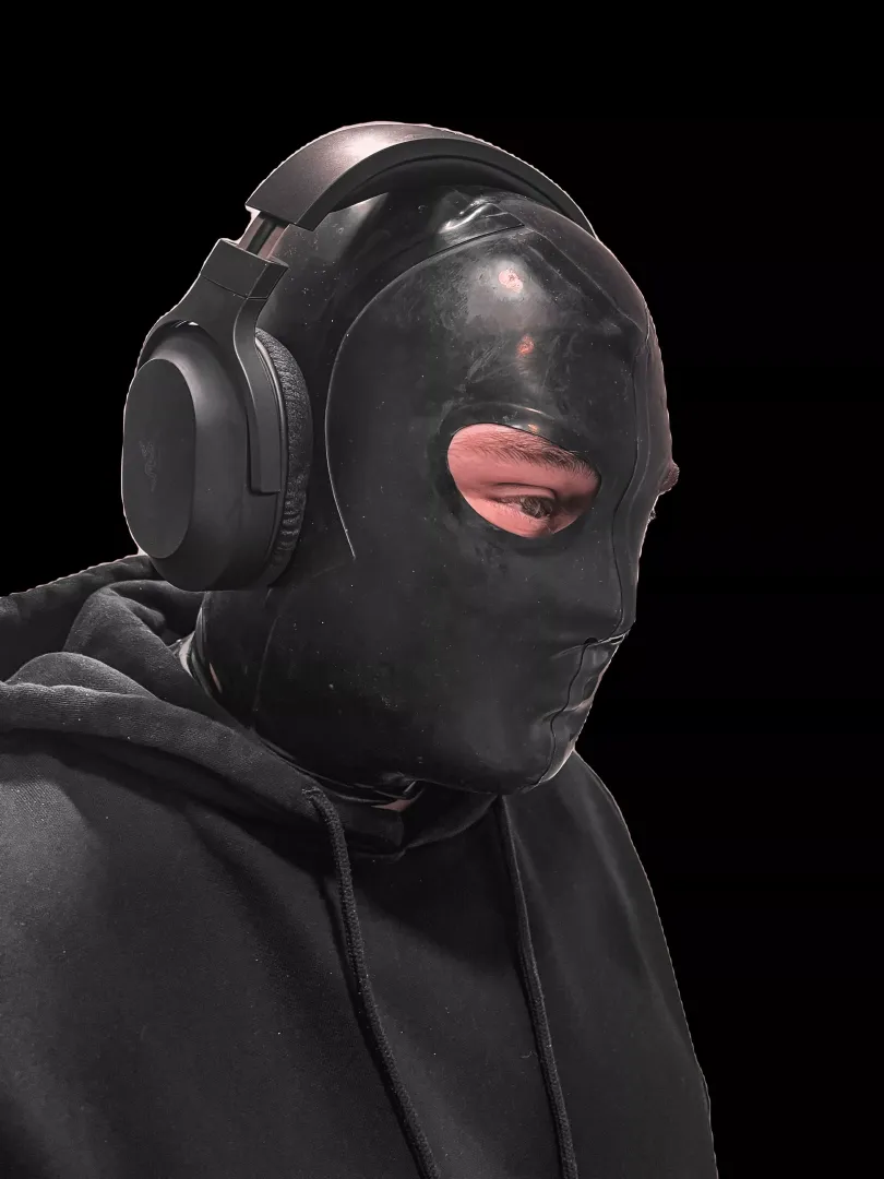 Gaming with latex