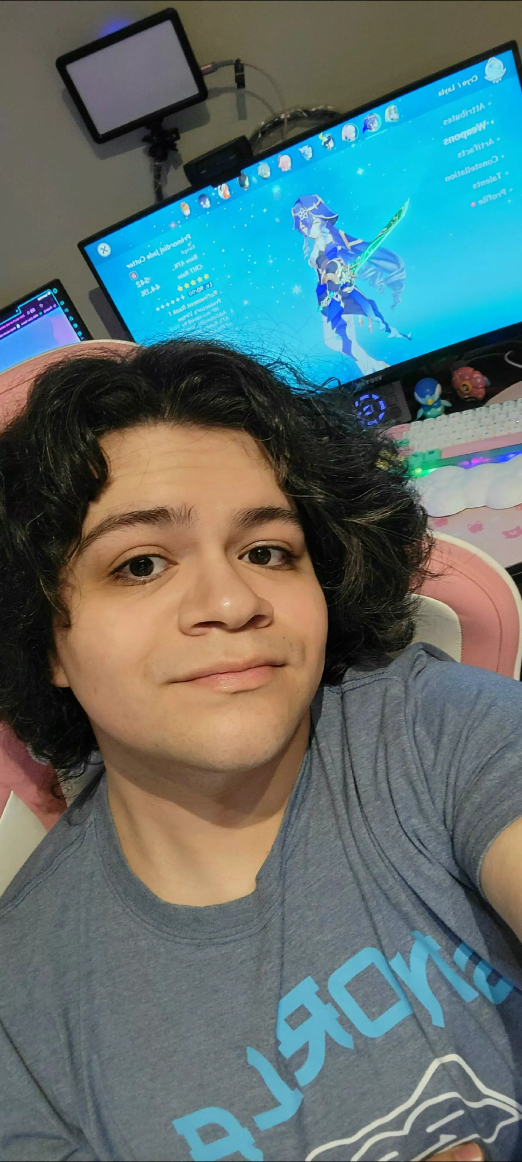 Genshin gaming hours 😤