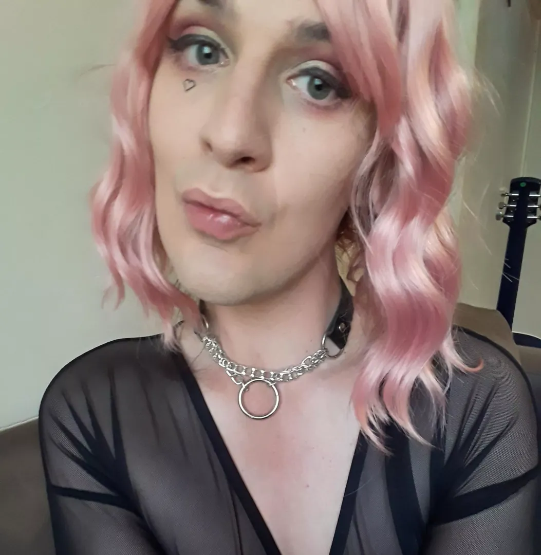 Getting back into sissy life after a purge 🙃