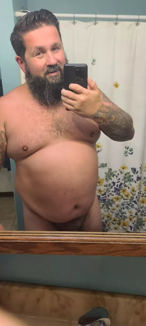 getting braver each day to show more but fresh and clean, ready for the day but hoping I can get some love in my inbox from you (42) dad with this beard and tattoos