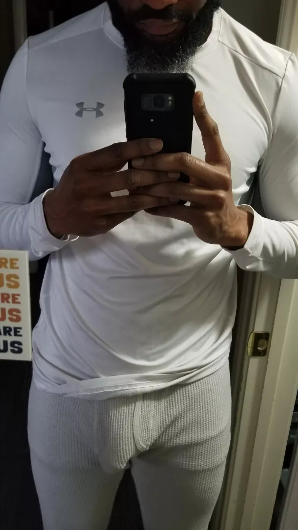 Getting kinda chilly but my bulge is still thick.