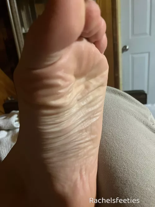 Getting ready for bed 👣