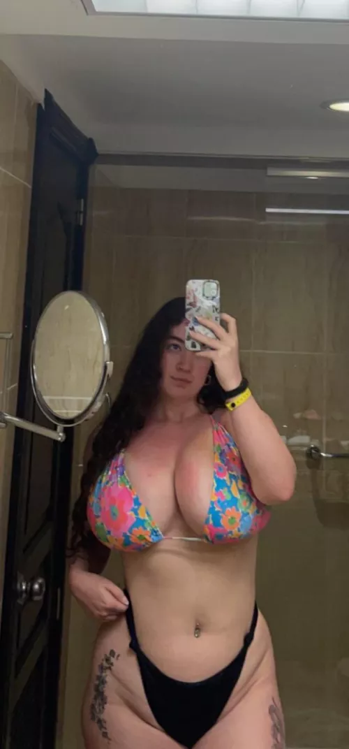 gigantic naturals