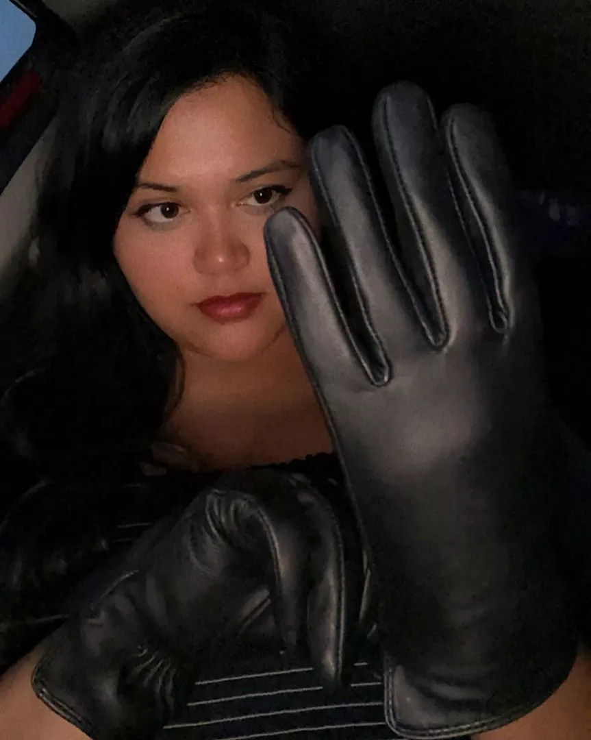 glove love