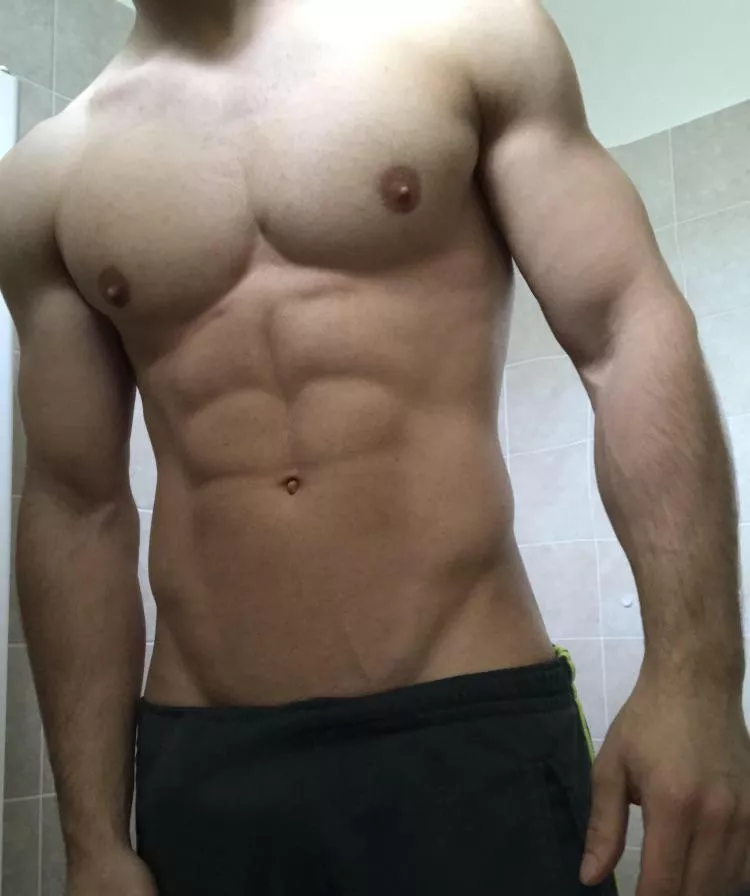 Go on your knees and take it out! 🍆💦🥛🥛