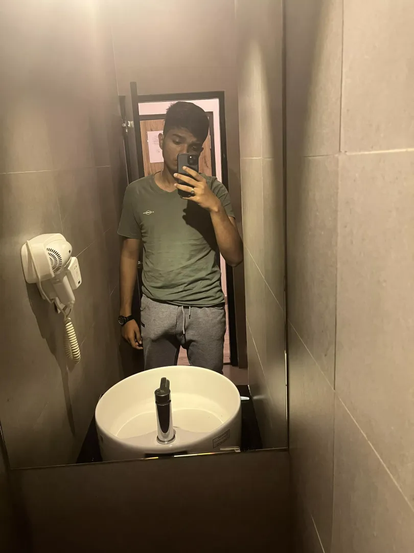 Going out like this… wish someone would help