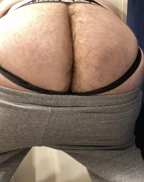 Going to the gym makes me horny