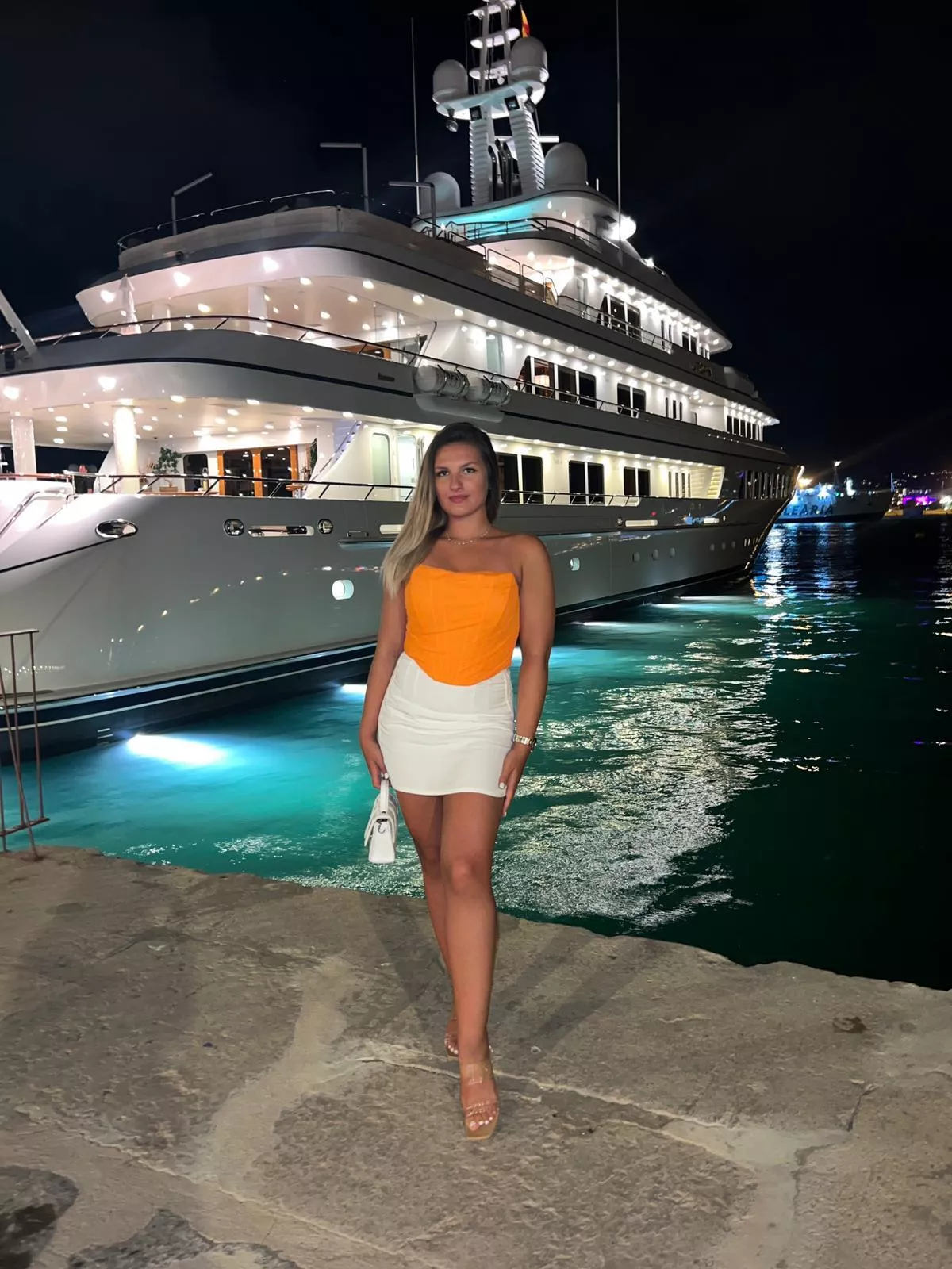 Good boy, now go on beg for it beg for me to use your girlfriend like a cheap whore while I make fun of her and make fun of you at the same time