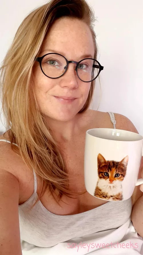 Good morning everyone. I've got my little pussy out today