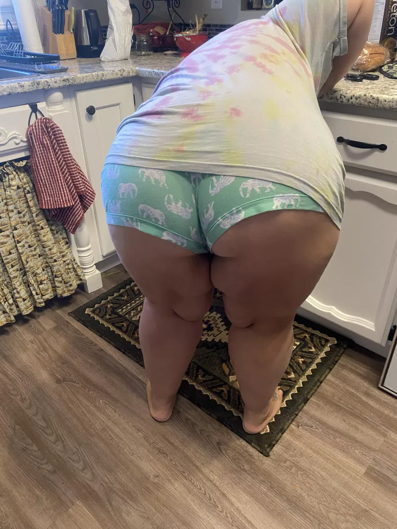 Good morning I’m cooking breakfast