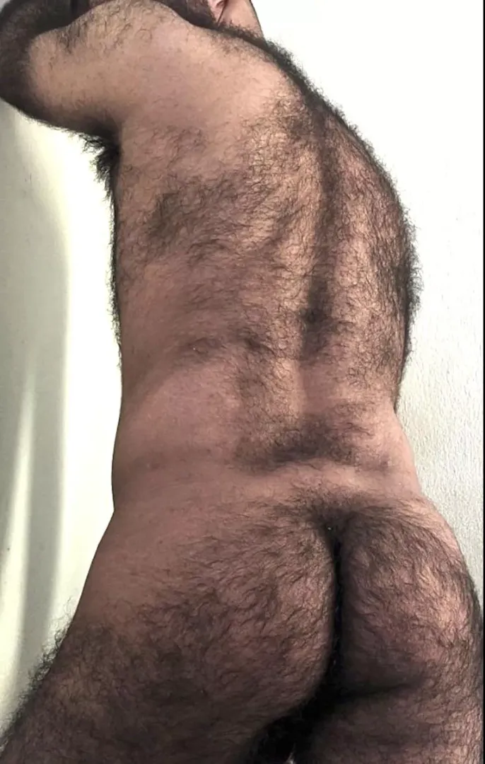 Good workout, bro. What say we skip the showers and head back to my place for some musky sweaty fun instead?