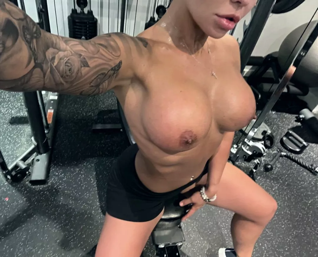Got a little hot during my workout,  hopefully no one minds 
