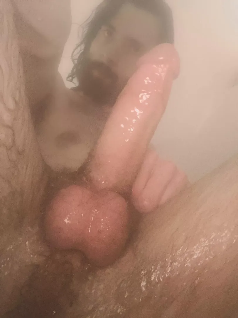 Got horny in the shower 🥵💦