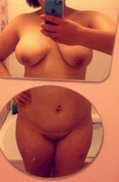 Got naked for you😘