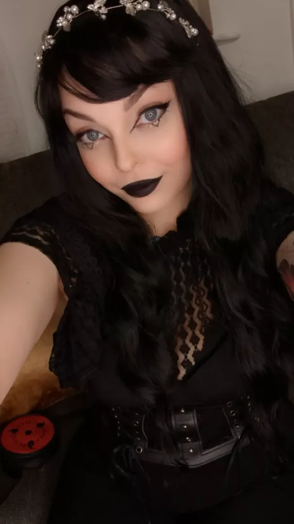 Goth moms are fun