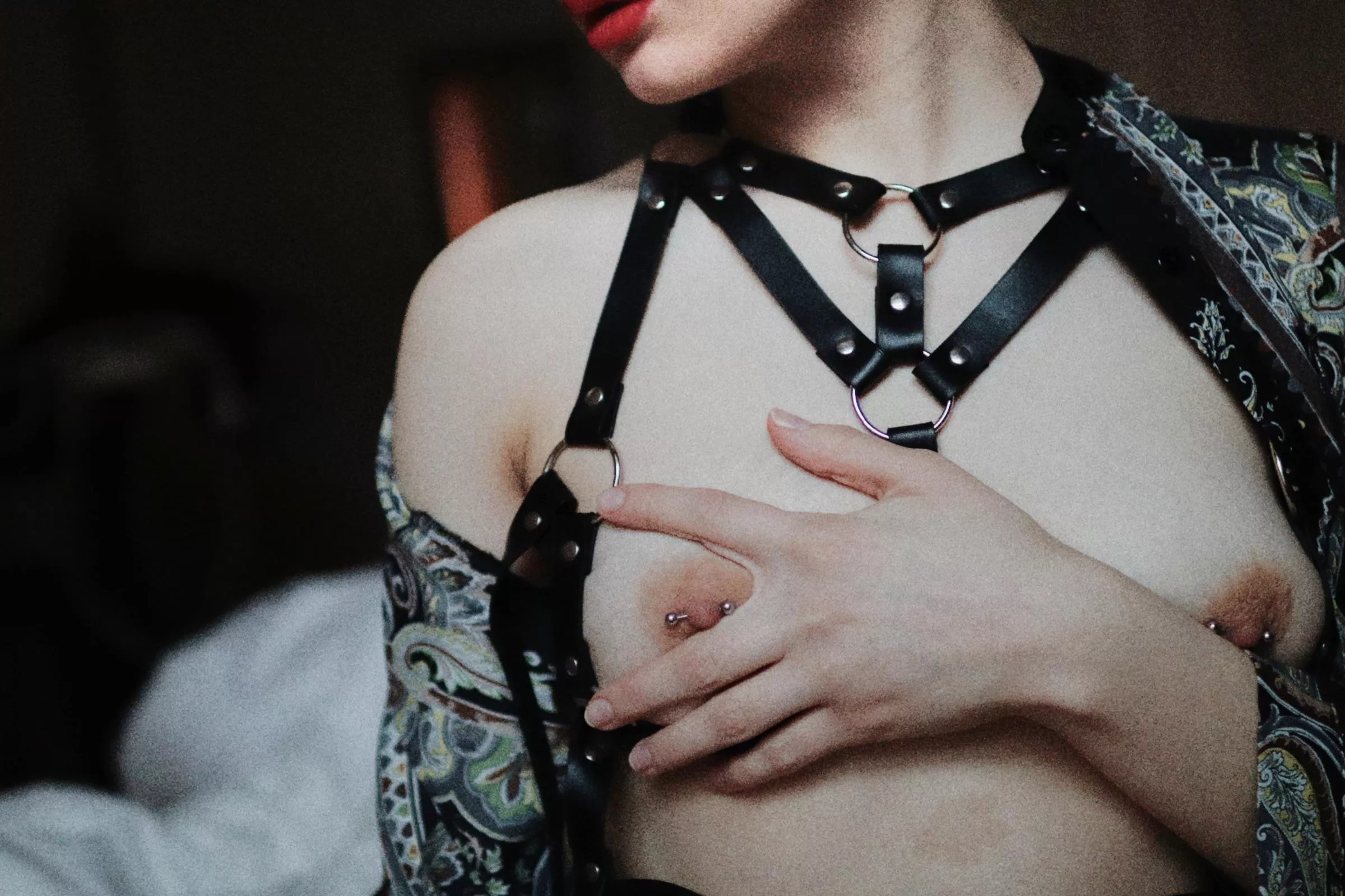 gotta make my nudes look cool