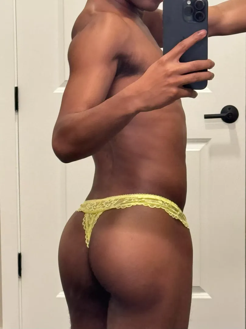 grab my waist 