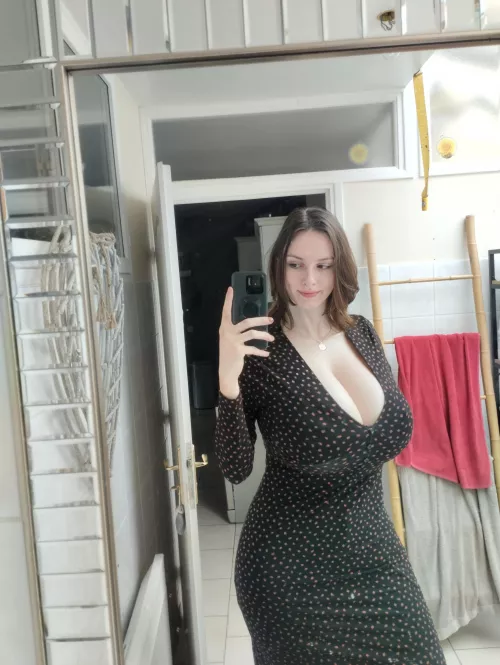 Grandma dresses on me xd