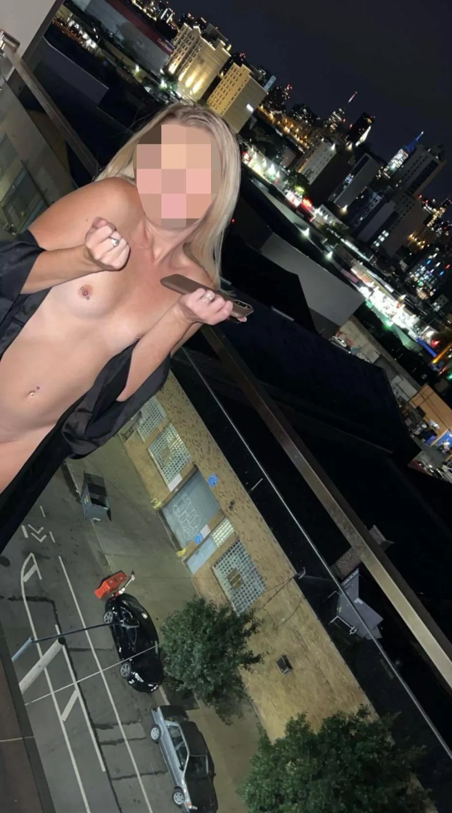 Great view, wouldnt you agree? 😋