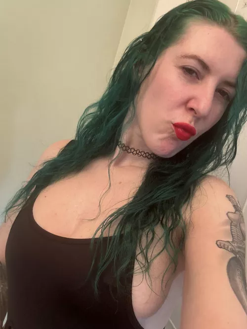Green kisses