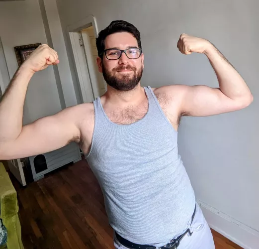 Grey tank top ✔️