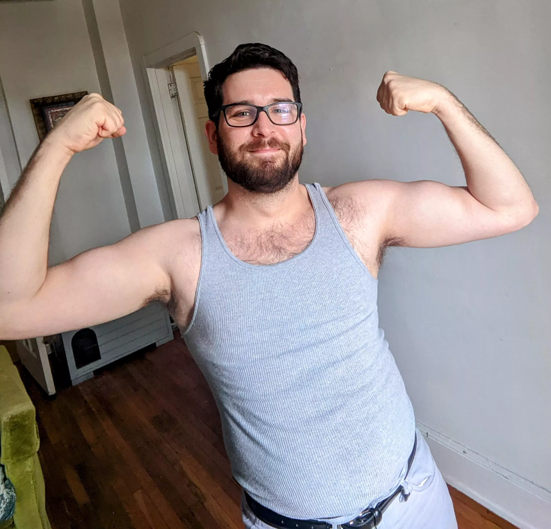 Grey tank top ✔️