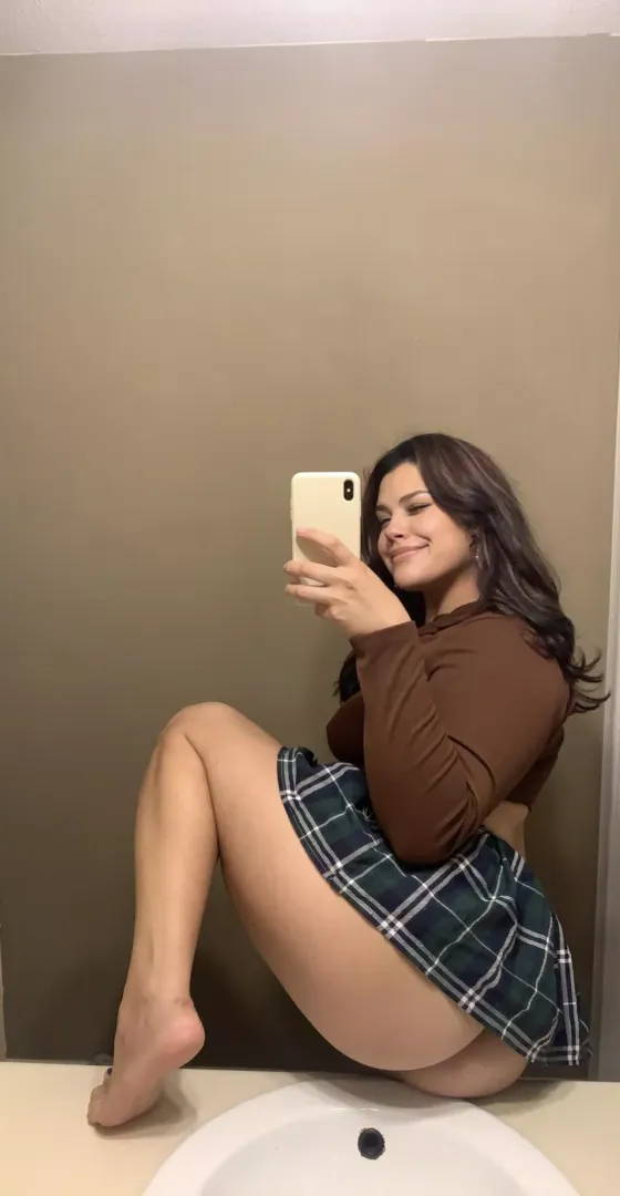 Guess if I’m wearing panties or not