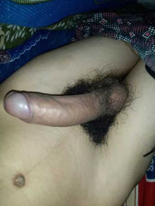 Guess the length ! My dick searching to get a pussy 🤣🤣