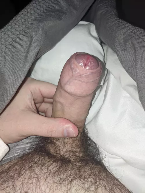 Guys with tight foreskin make me so hard 🥵