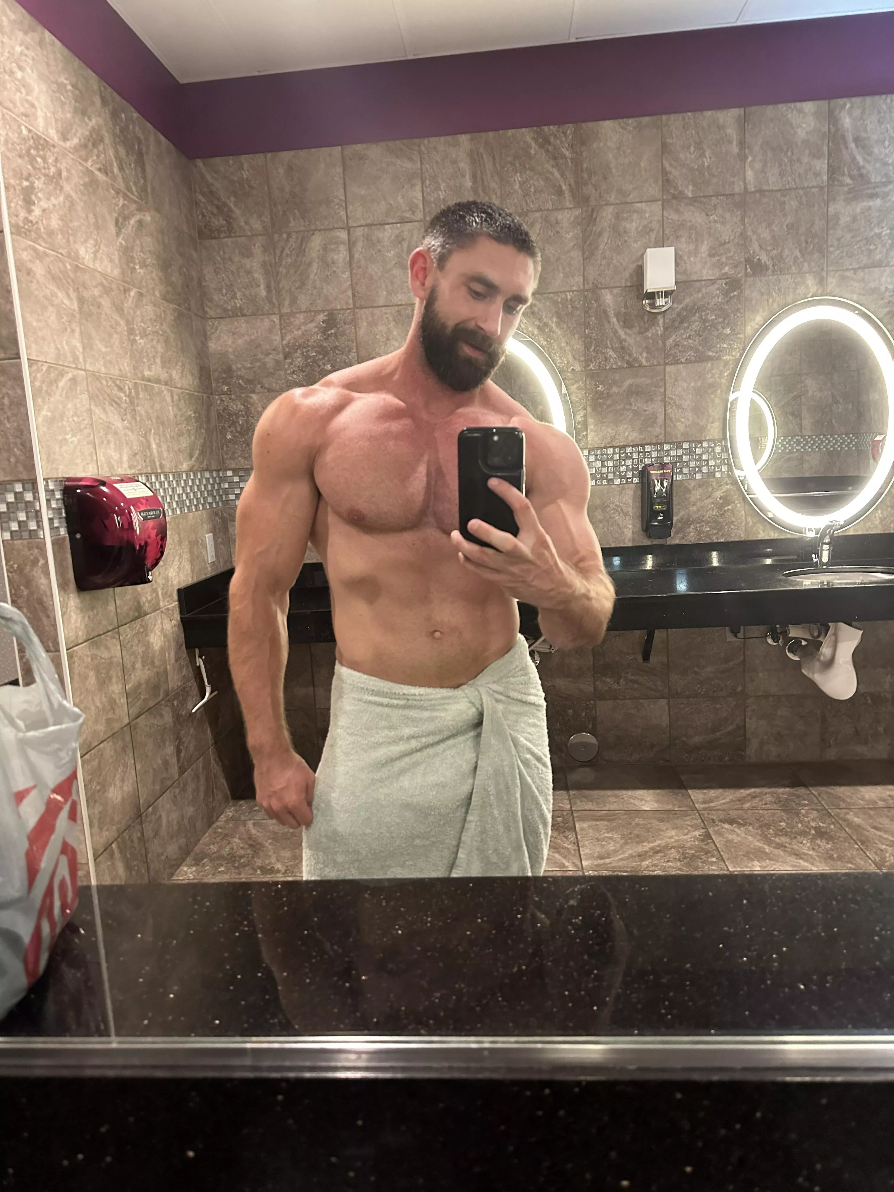 Gym lockers 