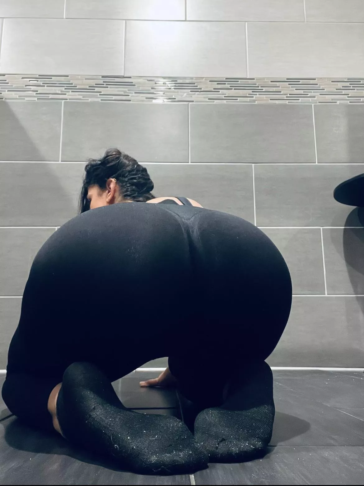 Gym socks feel so good [F]