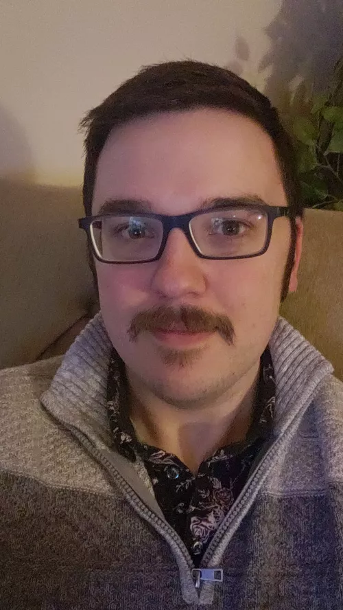 Had a couple glasses of wine at dinner and feeling social. How is everyone doing?